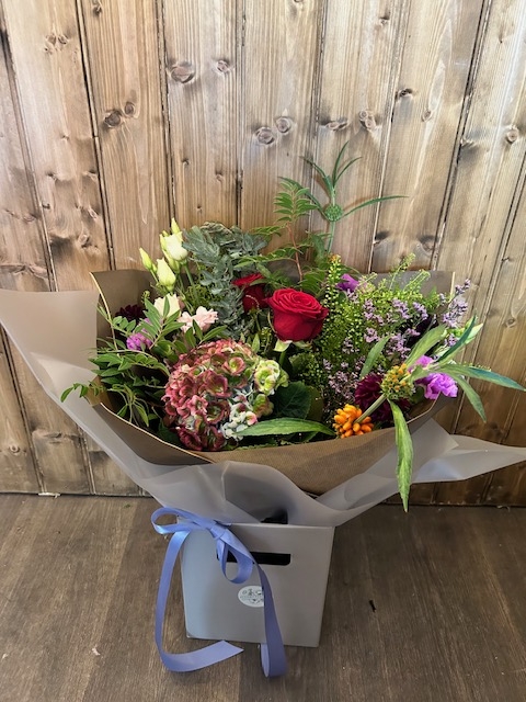 Mixed flower handtied